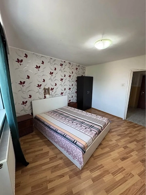 tic-tac ,garsonieră dublă