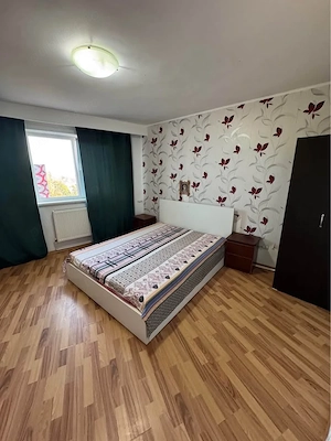 CIREȘICA-garsonieră decomandată,bloc de apartamente - imagine 8