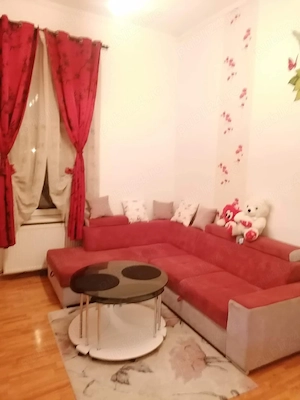 Inchiriez Casă cu 2 camere - imagine 1