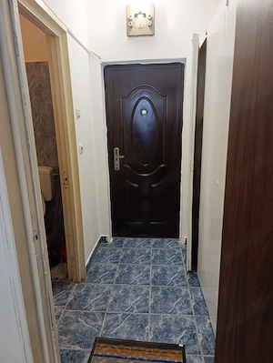 Inchiriez garsoniera str Harmanului 13, linga CEC