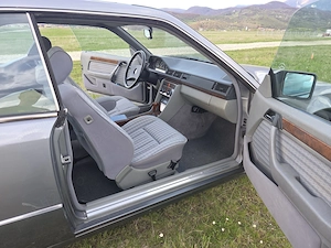 Mercedes Benz 230 CE W124 - imagine 7
