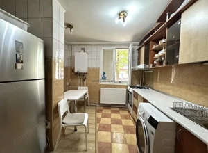 Vanzare Apartament 3 Camere Semidecomandat Giurgiului-Tatulesti