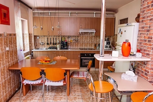 Apartament 3 camere spațios, cu vedere spectaculoasă   75 mp + boxă 18 mp   Băile Herculane - imagine 5