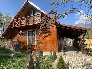 Cabana de vanzare la 9 km de Dej