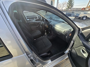 Dacia Duster 1.6 16V 4x2 EURO 5 - imagine 10