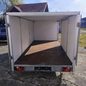 Remorca marfa inchisa Weijer