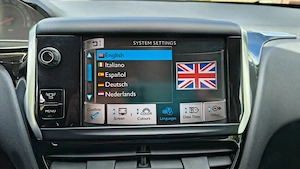 Peugeot 208 - an 2012 - imagine 6