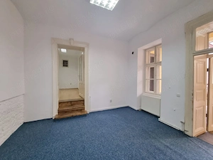 De închiriat birou cu 3 încăperi în centrul orașului - imagine 5