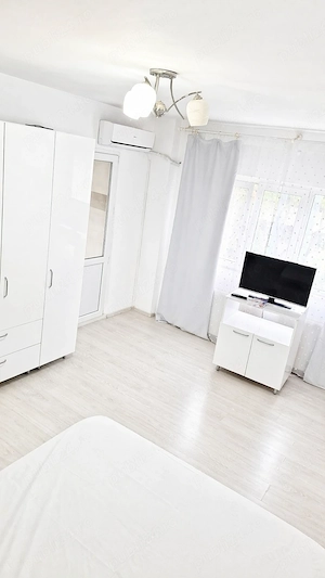 garsoniera de inchiriat moderna renovata recente  hanu  drumet favorit 