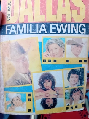 filmul Dallas in 3 albume