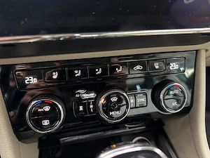 Skoda Superb 2.0 TDI 4X4 DSG Ambition - imagine 12