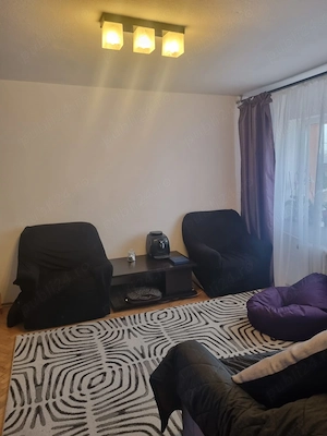 Propietar vind Vila P+2E Zona Centrala - imagine 7