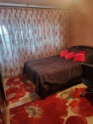 Propietar vind Vila P+2E Zona Centrala - imagine 4