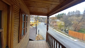 Casă cu potențial rezidențial, comercial și turistic   Vrancea - imagine 2