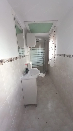 Casă cu potențial rezidențial, comercial și turistic   Vrancea - imagine 5