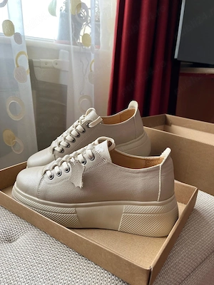 pantofi femei de piele naturala