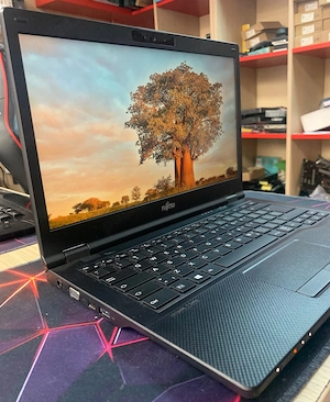 Laptop ieftin Fujitsu