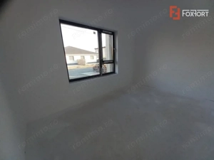 Duplex modern cu 5 camere si 2 bai in Ghiroda - imagine 6