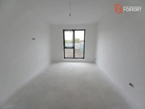 Duplex modern cu 5 camere si 2 bai in Ghiroda - imagine 5