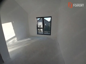 Duplex modern cu 5 camere si 2 bai in Ghiroda - imagine 4