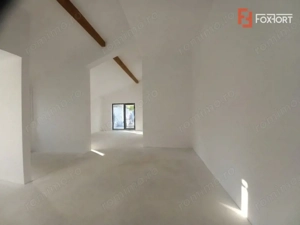 Duplex modern cu 5 camere si 2 bai in Ghiroda - imagine 3