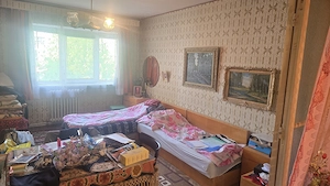 Vand apartament 3 camere in Deva, zona Narciselor, (Piata Centrala), etaj, 2, bloc de 4 etaje  - imagine 2