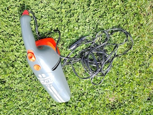 Mini aspirator auto Black&Decker AV1205, Dustbuster 12V