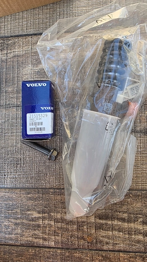 Vând Injector NOU Original Volvo (Kit complet) - Cod 24782413 - imagine 5