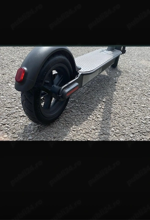 vand trotineta electrica xaomi m365  - imagine 3