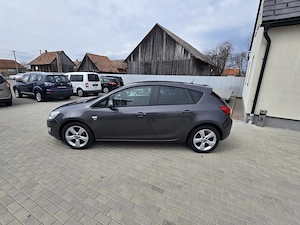 Opel Astra 1.6 Enjoy, 1598 CMC, 115 CP - imagine 13