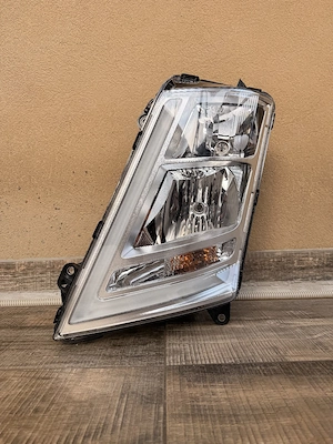 Far Volvo FH euro 6 stanga  - imagine 3