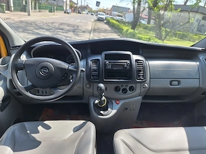 Opel Vivaro 2.0 CDTI 2014    8+1 Locuri    217.000 km Reali  - imagine 4