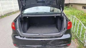 Volkswagen Jetta, 2011, 1.2 benzina - imagine 10