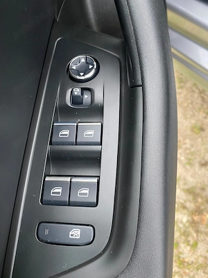 peugeot 508 plug in hybrid eat 8 allure pack - imagine 9