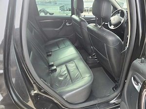 Dacia Duster dCi 110 FAP 4x2 Laureate - imagine 9