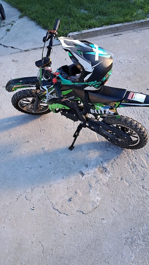 Vând atv 49cc kxd pro germani 