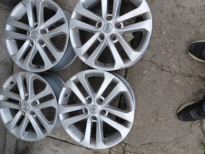 Vând roti nissan qashqai 