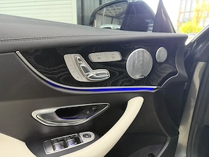 Mercedes-Benz E 400 4Matic 9G-TRONIC AMG Line - imagine 17