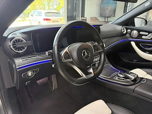 Mercedes-Benz E 400 4Matic 9G-TRONIC AMG Line - imagine 13