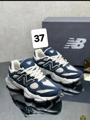 In stoc  Negri mărimea 36  Preț stoc 350  Curier 30. - imagine 4