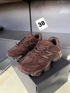 In stoc  Negri mărimea 36  Preț stoc 350  Curier 30. - imagine 5