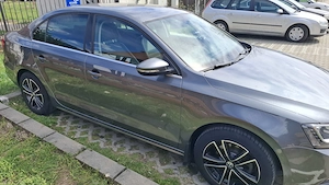 Volkswagen Jetta 2.0 TD 150 CP - imagine 4