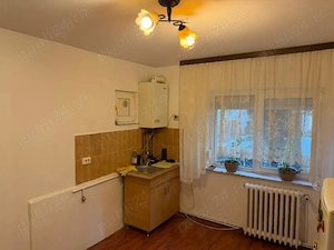 Garsoniera -   Galata parter cu Centrala - imagine 4