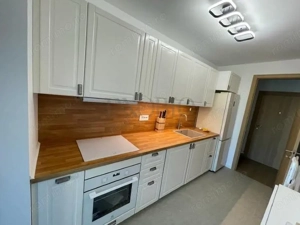 Apartament 3 camere lux .Parcare inclusa  | Expozitiei - imagine 4