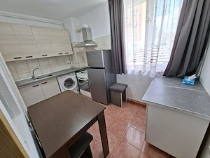 Inchiriez Garsoniera in Tractoru langa Coresi, cu parcare  - imagine 2