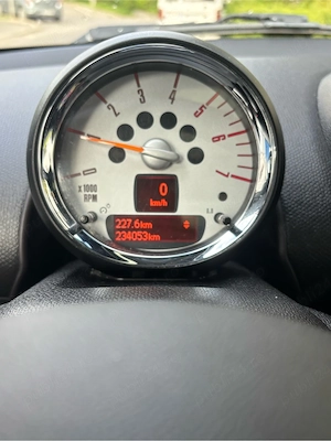 Vând MINI Cooper SD Countryman ALL4 (4x4)  - imagine 7