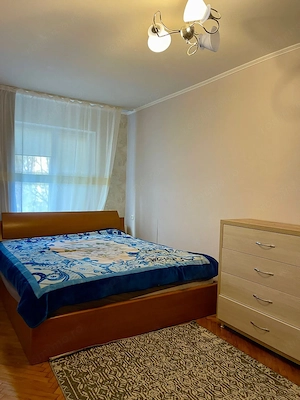De inchiriat apartament cu o camera in zona Aradului