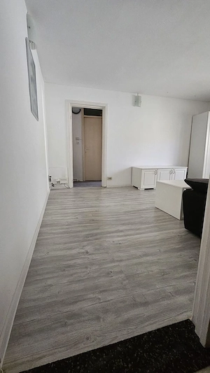 Centrala proprie! Bucatarie mobilata si utilata! Ideal pentru investtitie! - imagine 2