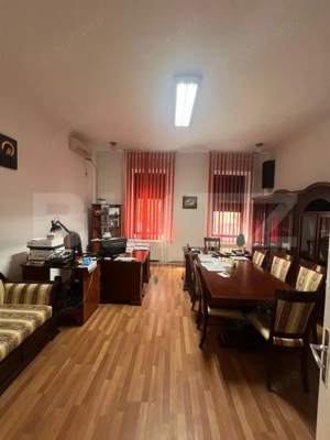 Spațiu de birou , 330 mp, zona semicentrală 