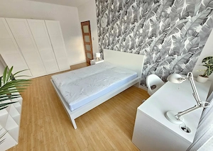 De inchiriat garsoniera in zona Aradului